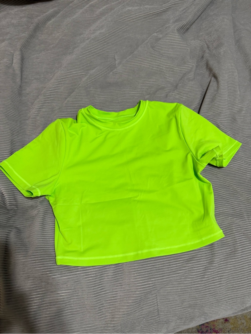 Women’s SKIMS Neon Green Short Sleeve Performance Top